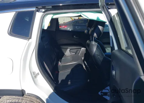 2018 Jeep Compass Limited 4X4 z USA, uszkodzony, nr VIN 3C4NJDCB7JT454564